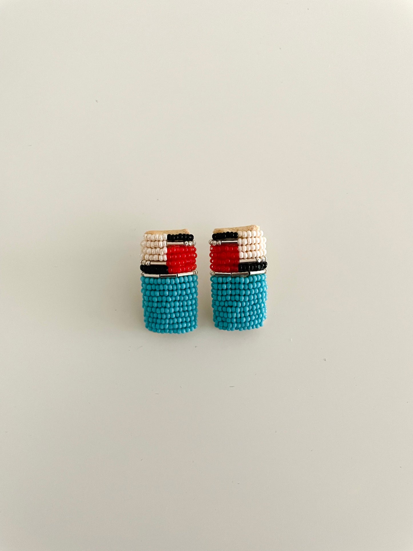 The Beaded Post - Off White & Coral Turquoise